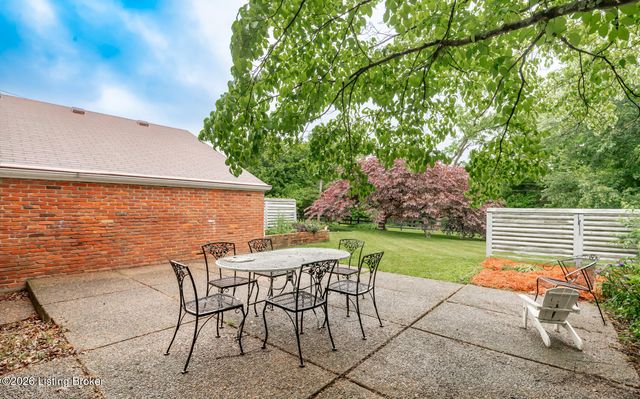 3707 Old Brownsboro Hills Rd, Louisville, KY 40241