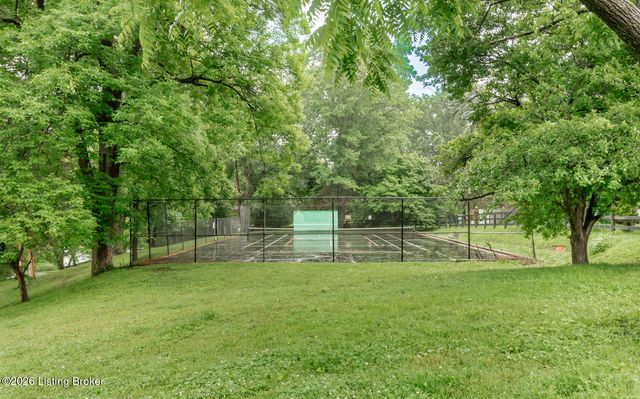 3707 Old Brownsboro Hills Rd, Louisville, KY 40241