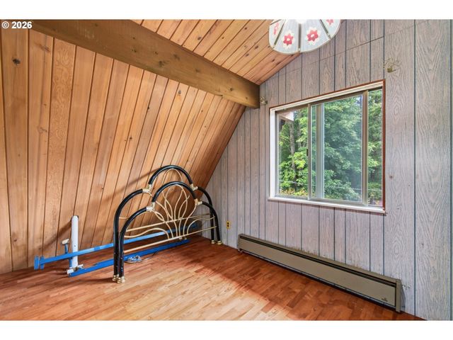 29374 FERNCREST Dr, Rainier, OR 97048