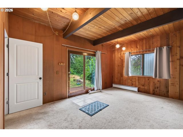 29374 FERNCREST Dr, Rainier, OR 97048