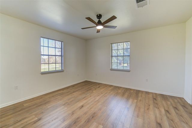 1323 Cemetery Road, Santa Fe, TX 77517