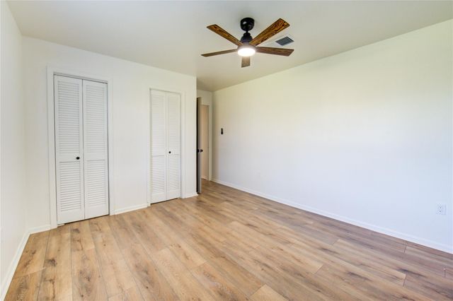 1323 Cemetery Road, Santa Fe, TX 77517