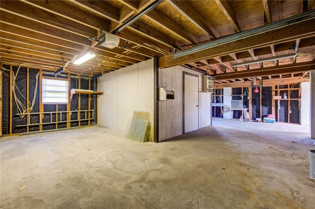 1323 Cemetery Road, Santa Fe, TX 77517