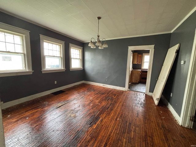 541 Kinnaird Avenue, Fort Wayne, IN 46807