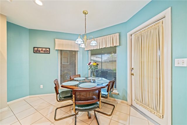 7209 Windwillow Dr, Corpus Christi, TX 78414