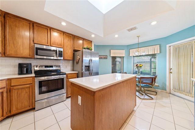 7209 Windwillow Dr, Corpus Christi, TX 78414