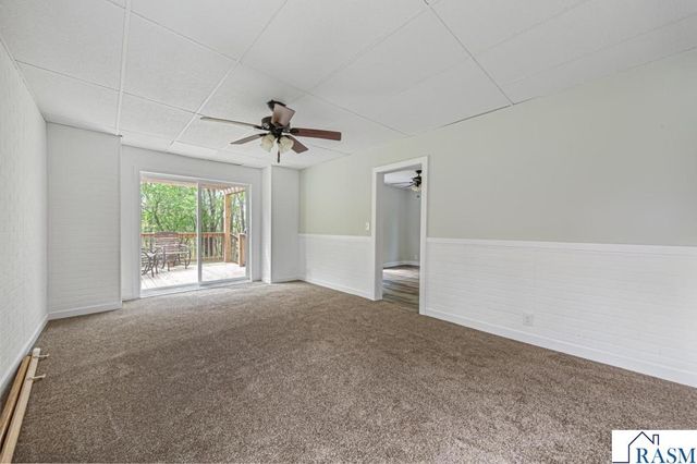 307 Meadow Woods Drive, Mankato, MN 56001