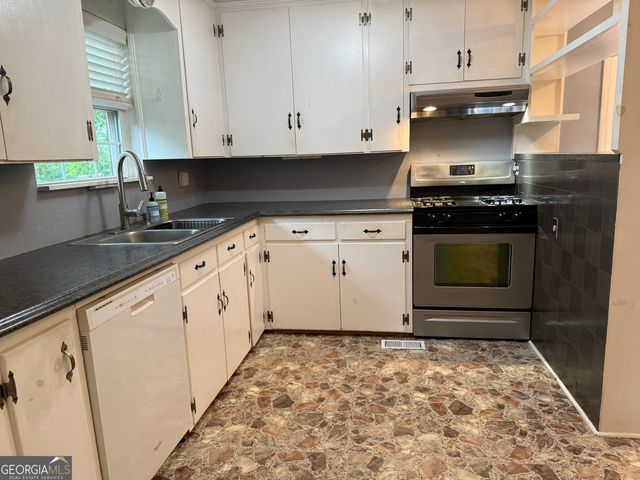 1591 Waymanville Road, Thomaston, GA 30286