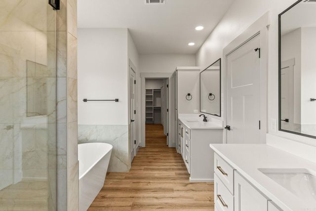 85 Emerald Lane, Greers Ferry, AR 72067