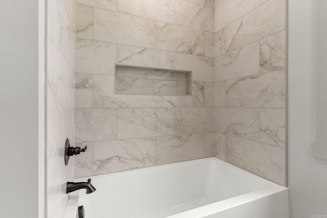 85 Emerald Lane, Greers Ferry, AR 72067