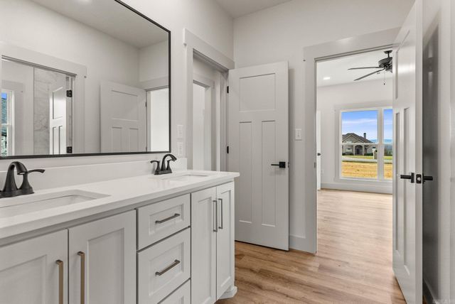 85 Emerald Lane, Greers Ferry, AR 72067