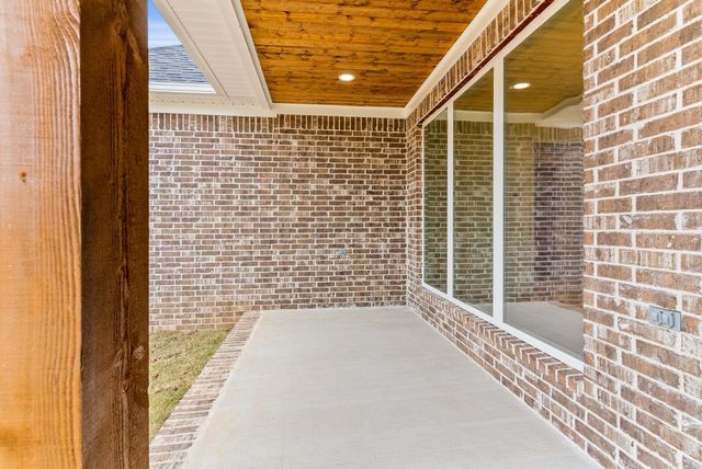 85 Emerald Lane, Greers Ferry, AR 72067