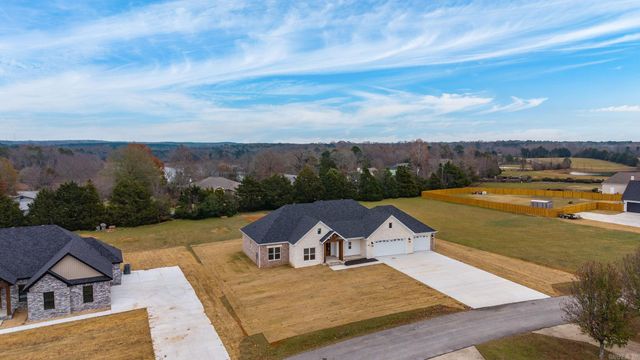 85 Emerald Lane, Greers Ferry, AR 72067