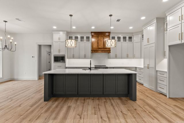 85 Emerald Lane, Greers Ferry, AR 72067