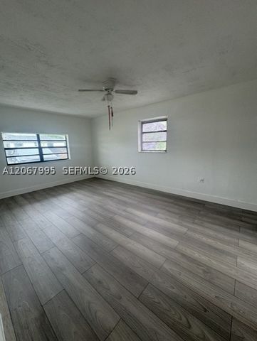 5191 SW 22nd St, West Park, FL 33023