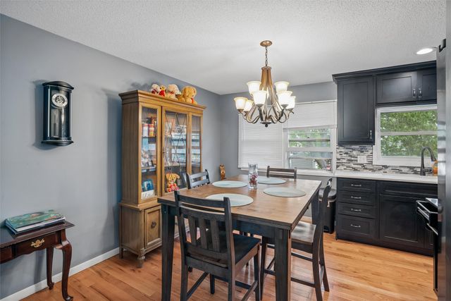 608 E 17th Street N, Newton, IA 50208