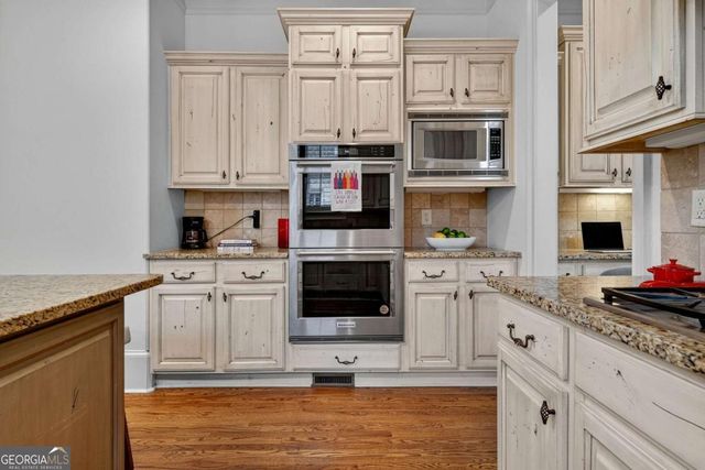 1514 Mossvale Court NW, Kennesaw, GA 30152