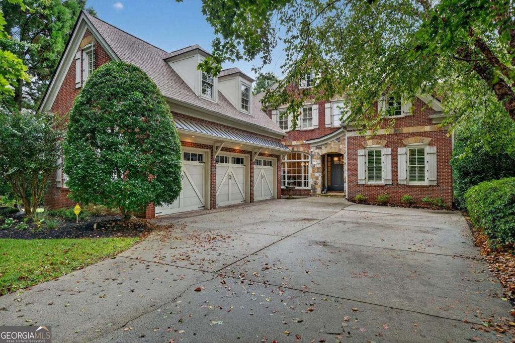 1514 Mossvale Court NW, Kennesaw, GA 30152