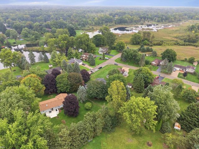 4533 Hillview Shores, Clarkston, MI 48348