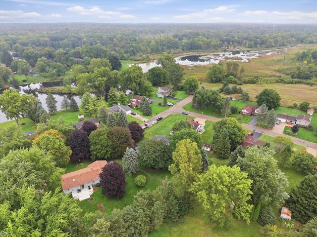 4533 Hillview Shores, Clarkston, MI 48348