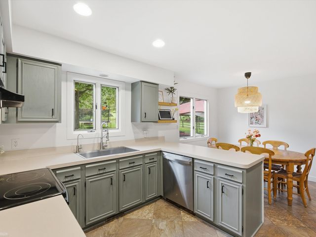 4533 Hillview Shores, Clarkston, MI 48348