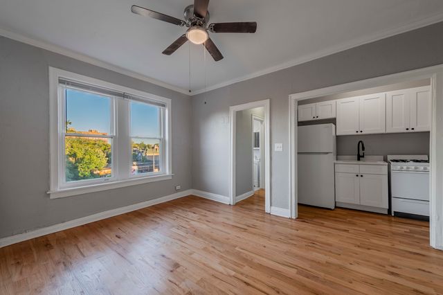 1414 W Pratt Boulevard 408, Chicago, IL 60626
