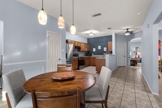 205 Saddlebrook Drive, Krum, TX 76249