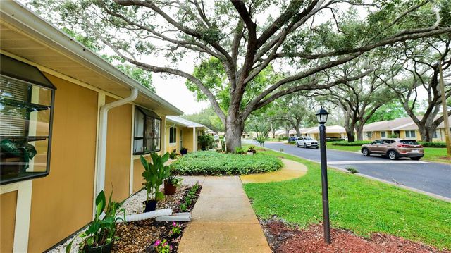 1917 PEPPERMILL DRIVE 1917, Clearwater, FL 33763