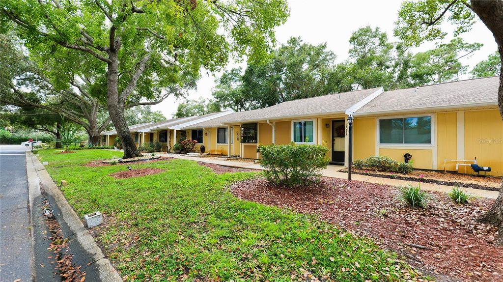 1917 PEPPERMILL DRIVE 1917, Clearwater, FL 33763