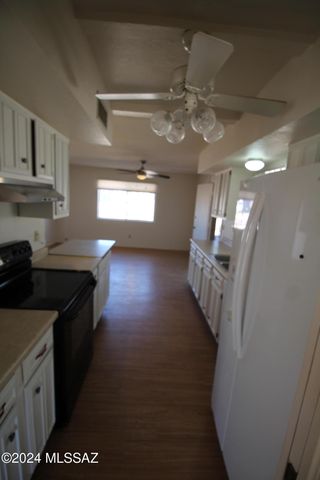 9746 E 32nd Street Street, Tucson, AZ 85748