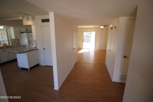 9746 E 32nd Street Street, Tucson, AZ 85748