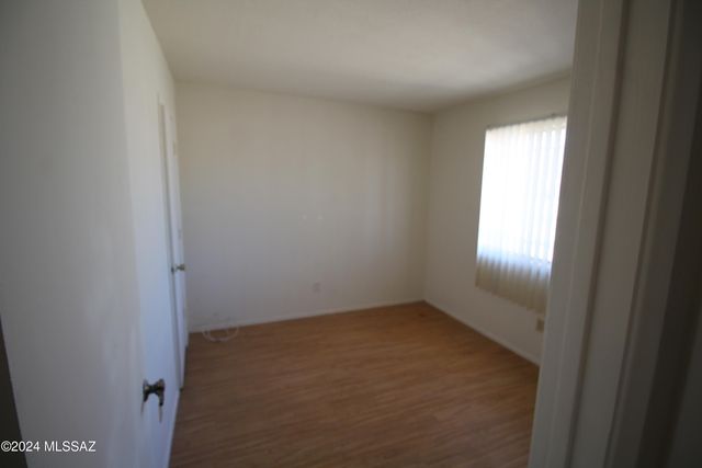 9746 E 32nd Street Street, Tucson, AZ 85748