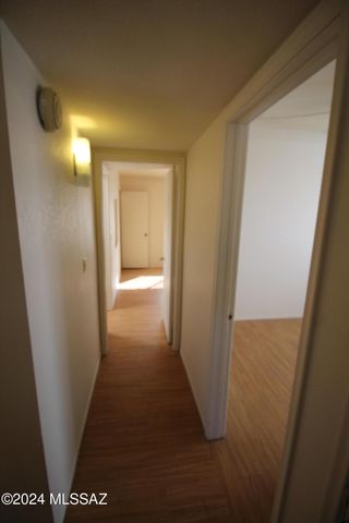 9746 E 32nd Street Street, Tucson, AZ 85748