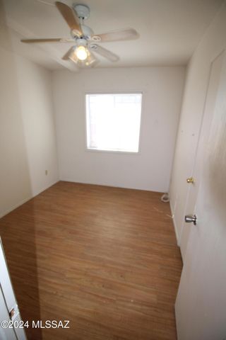 9746 E 32nd Street Street, Tucson, AZ 85748