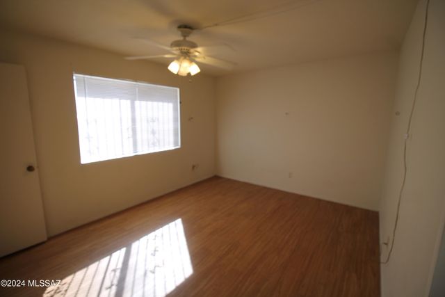 9746 E 32nd Street Street, Tucson, AZ 85748