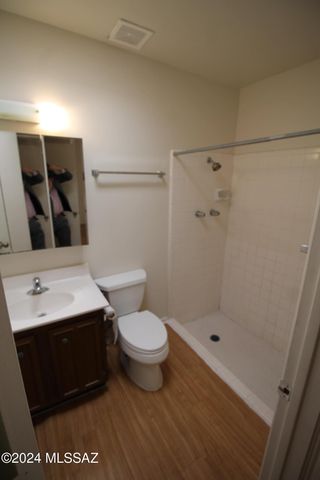 9746 E 32nd Street Street, Tucson, AZ 85748