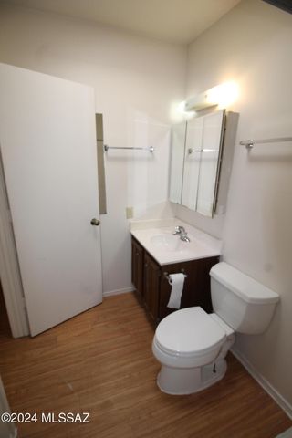 9746 E 32nd Street Street, Tucson, AZ 85748