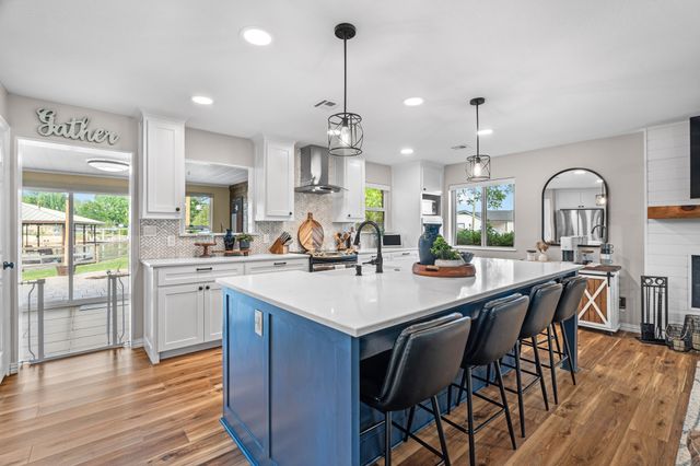 3319 Midway Court, Granbury, TX 76049