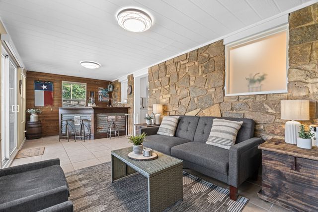 3319 Midway Court, Granbury, TX 76049