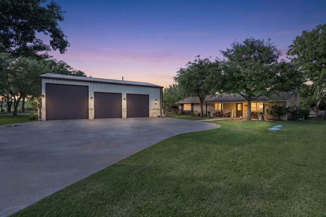 3319 Midway Court, Granbury, TX 76049