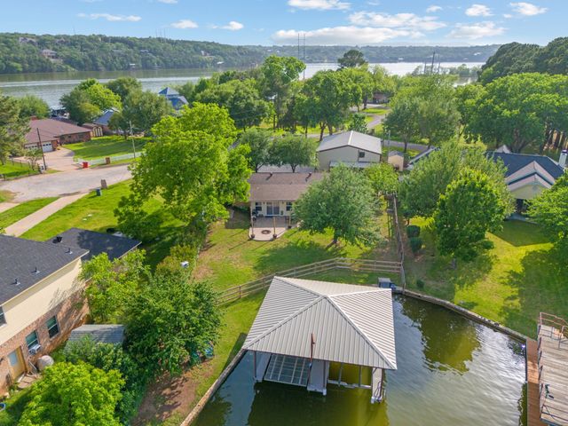 3319 Midway Court, Granbury, TX 76049