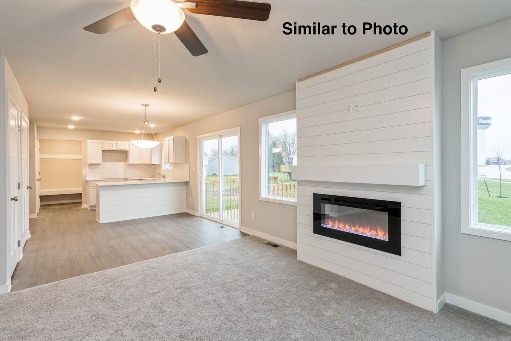 322 NE Chalet Street, Elkhart, IA 50073