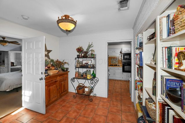 2608 PARKER Street, Amarillo, TX 79109