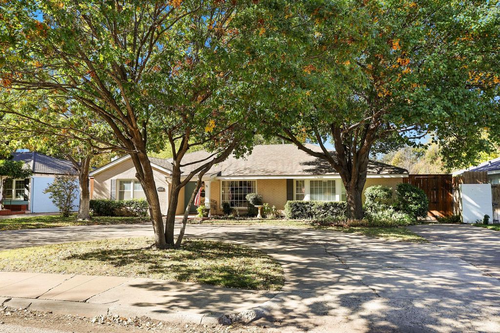 2608 PARKER Street, Amarillo, TX 79109