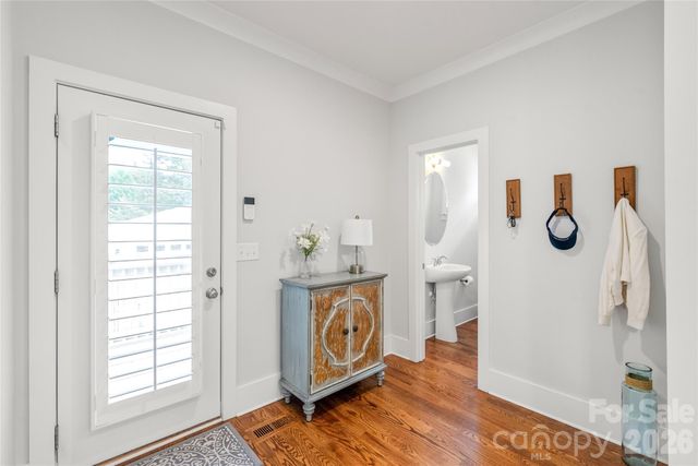 3437 Draper Avenue, Charlotte, NC 28205