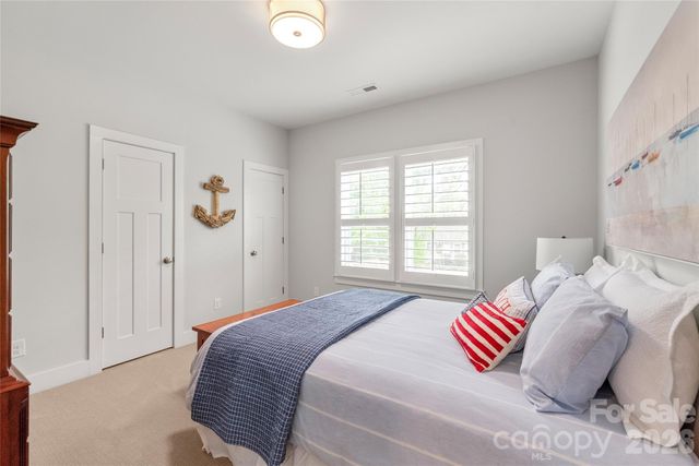 3437 Draper Avenue, Charlotte, NC 28205