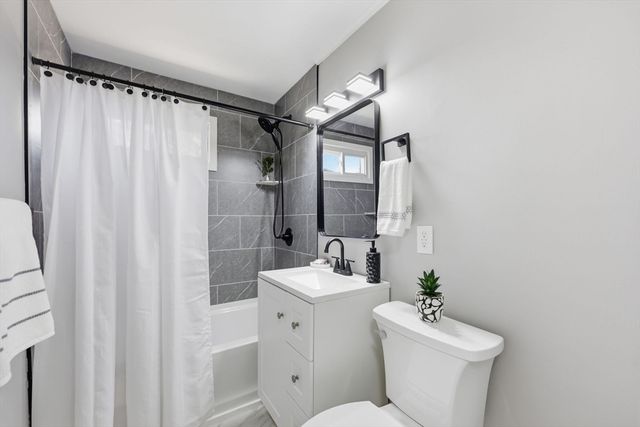 118 Surrey Road, Springfield, MA 01118