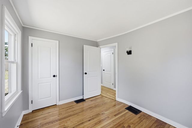 118 Surrey Road, Springfield, MA 01118