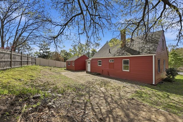 118 Surrey Road, Springfield, MA 01118