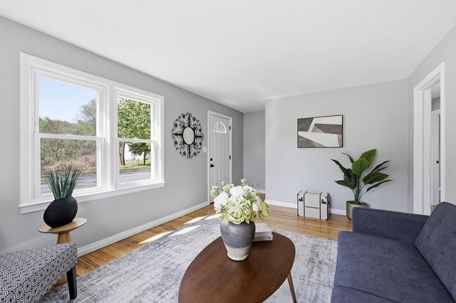 118 Surrey Road, Springfield, MA 01118